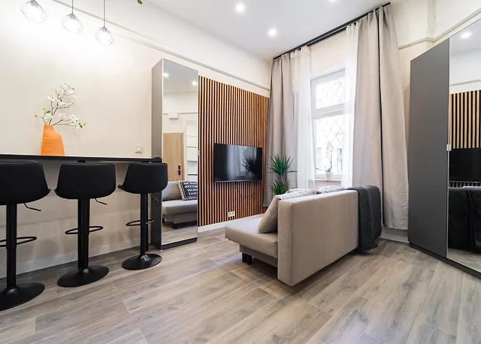 Marton's Dessewffy Apart Otel 4*