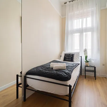 Marton's Dessewffy Aparthotel Budapest