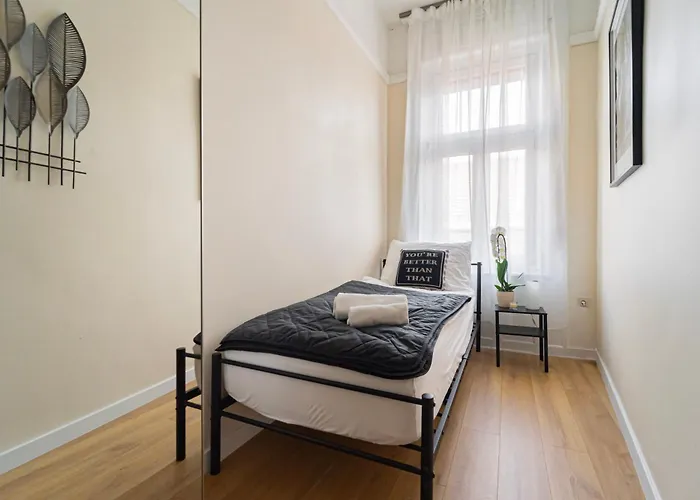 Marton's Dessewffy Hotel de apartamente Budapesta